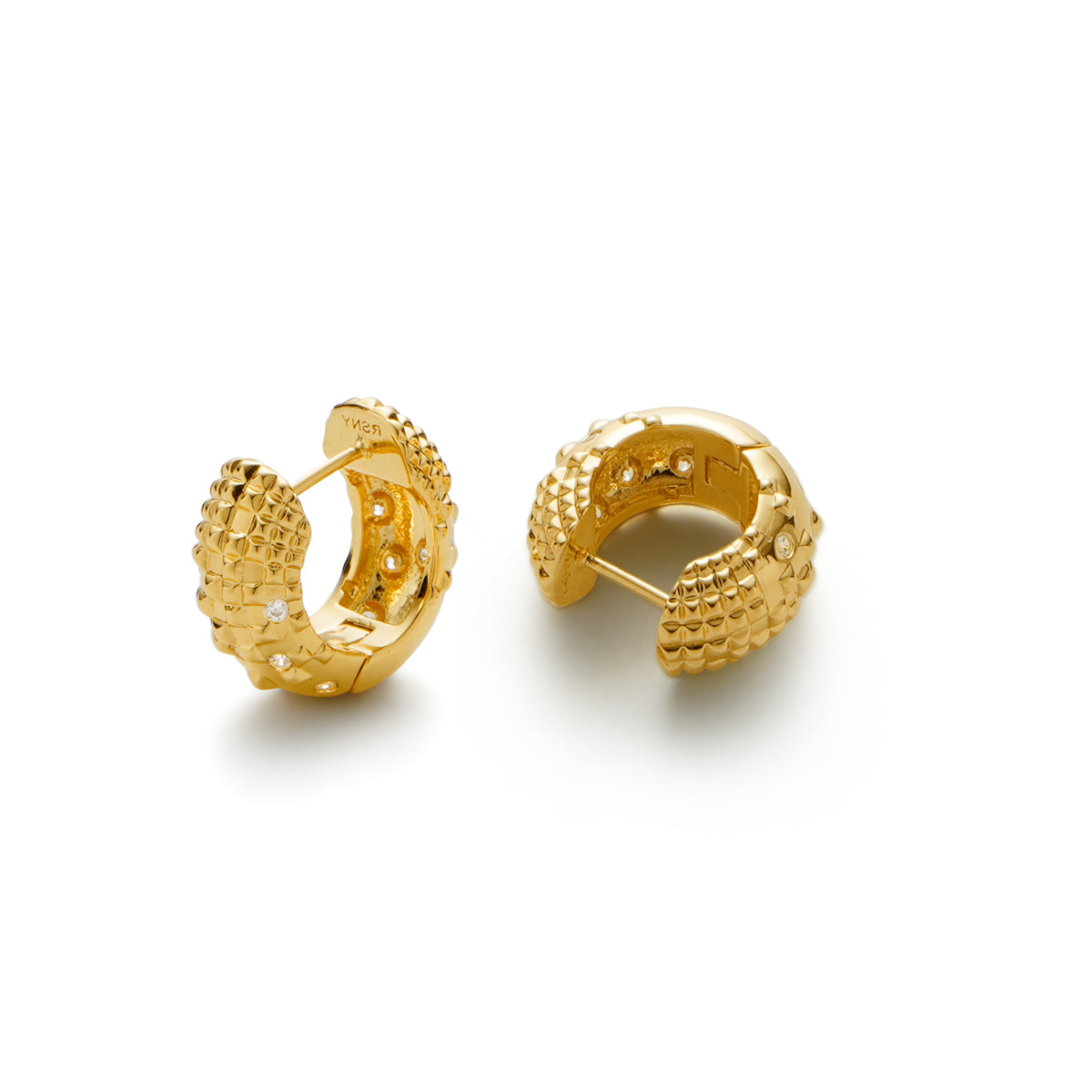 RSNY Diamond Textured Earrings - RSNY R2140B 铜镀金/银耳针 约8*16*17mm 钻石纹设计元素/时尚感几何造型/镜面级精工抛光/纯银高品质耳针