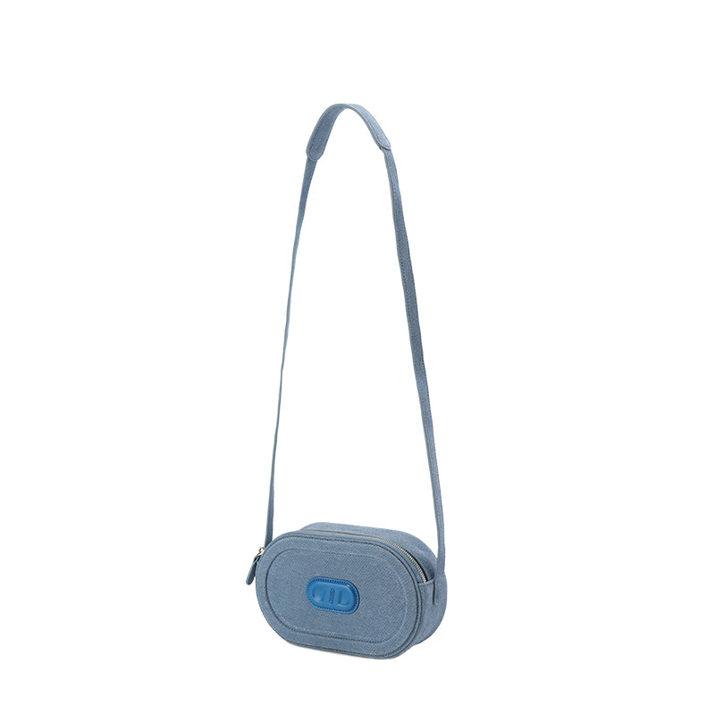 RSNY Oval Loop Pig Nose Shoulder Bag - Denim Color Matching - RSNY Length 20.5 * Width 6 * Height 12cm Shoulder strap 110cm net size Round, cow leather, quilted, front concave embossed logo, top zipper, main interlayer, shoulder.