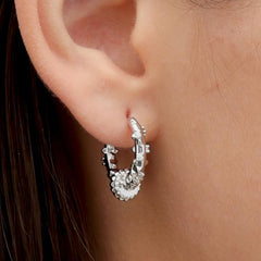 RSNY Diamond Textured Earrings - RSNY R2141A 铜镀铑/银耳针 约8*20*20mm 钻石纹设计元素/时尚感几何造型/精选优质仿钻石/纯银高品质耳针