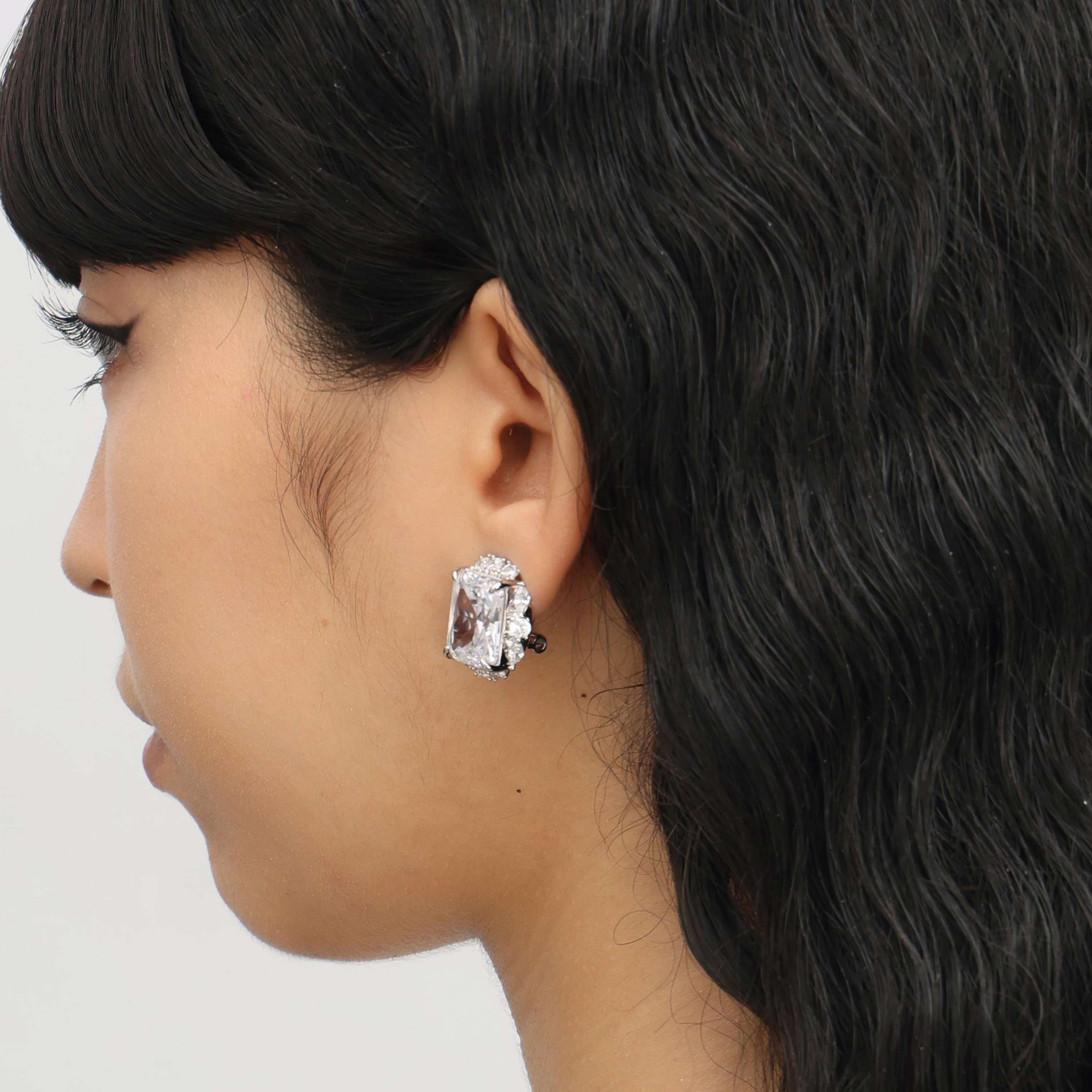 RSNY Princess Square Earrings - RSNY R2113A 铜镀铑/银耳针 约18*22*8mm 时尚感几何造型/精选优质仿钻石/轻量化品牌工艺/高韧性弹簧耳扣