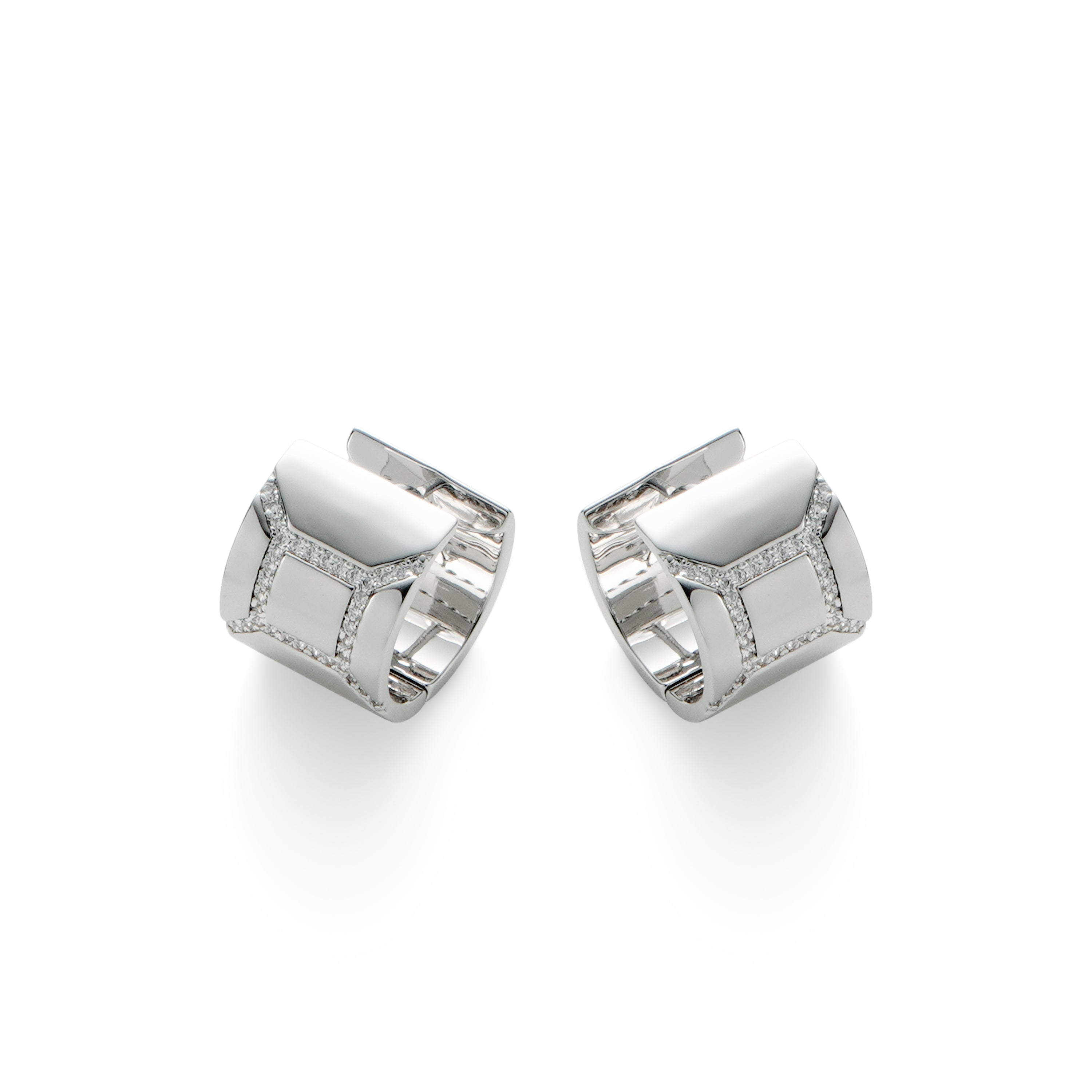 RSNY Diamond Textured Earrings - RSNY R2111A 铜镀铑/银耳针 约12*15*15mm 时尚感几何造型/镜面级精工抛光/精致感细节处理/钻石级精巧切面