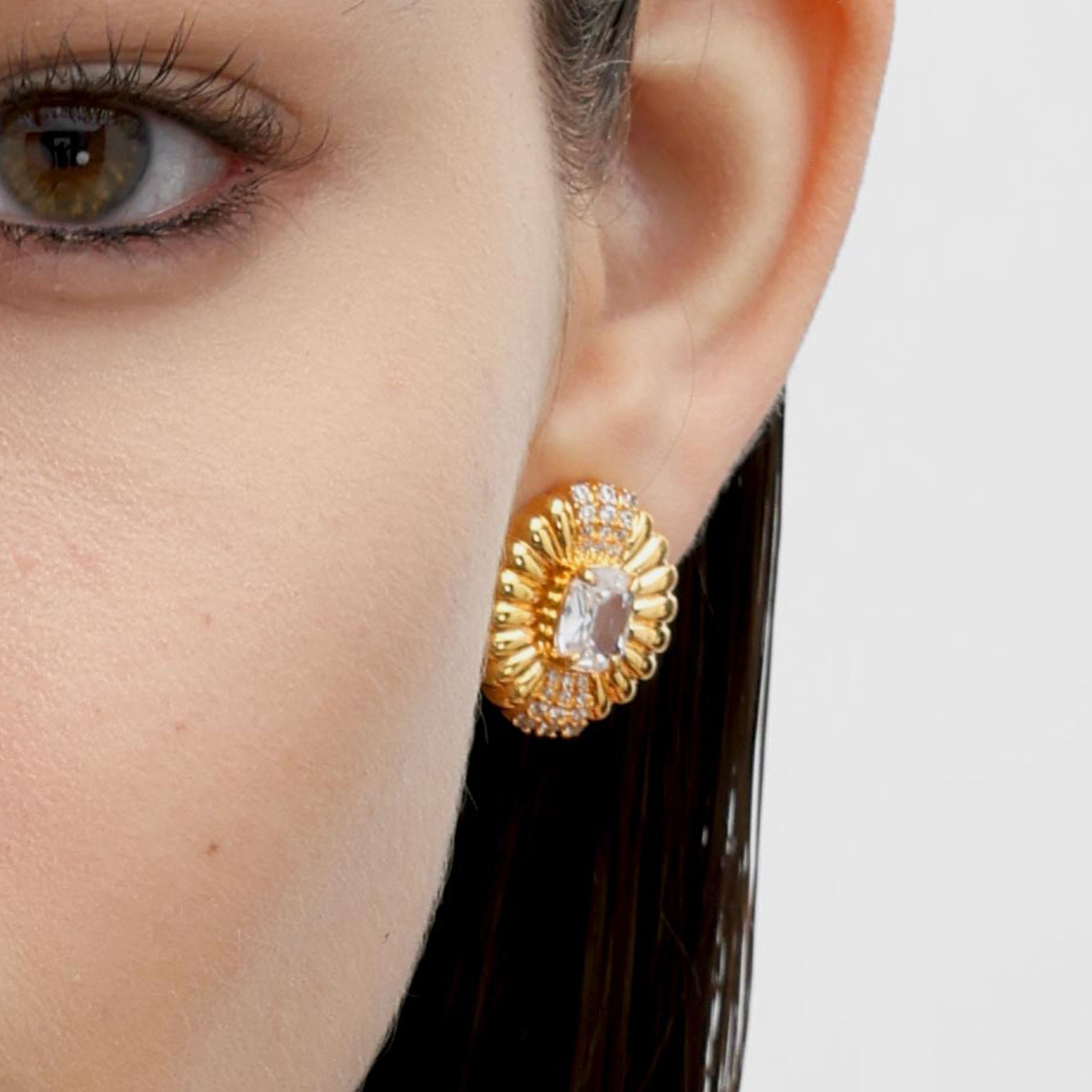 RSNY Roman Styling Earrings - RSNY R2121B 铜镀金/银耳针 约17*20*7mm 时尚绕圈纹设计/时尚感几何造型/精选优质仿钻石/高韧性弹簧耳扣