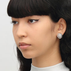 RSNY Diamond Textured Ball Earrings - RSNY R2021A Copper Rhodium Plated/S925 Tremella Needle Weight: 11.3g Size: 17 * 17 * 10mm Diamond pattern design elements/hemisphere geometry/lightweight hollowing process/mirror-grade precision polishing/high toughness spring ear buckle