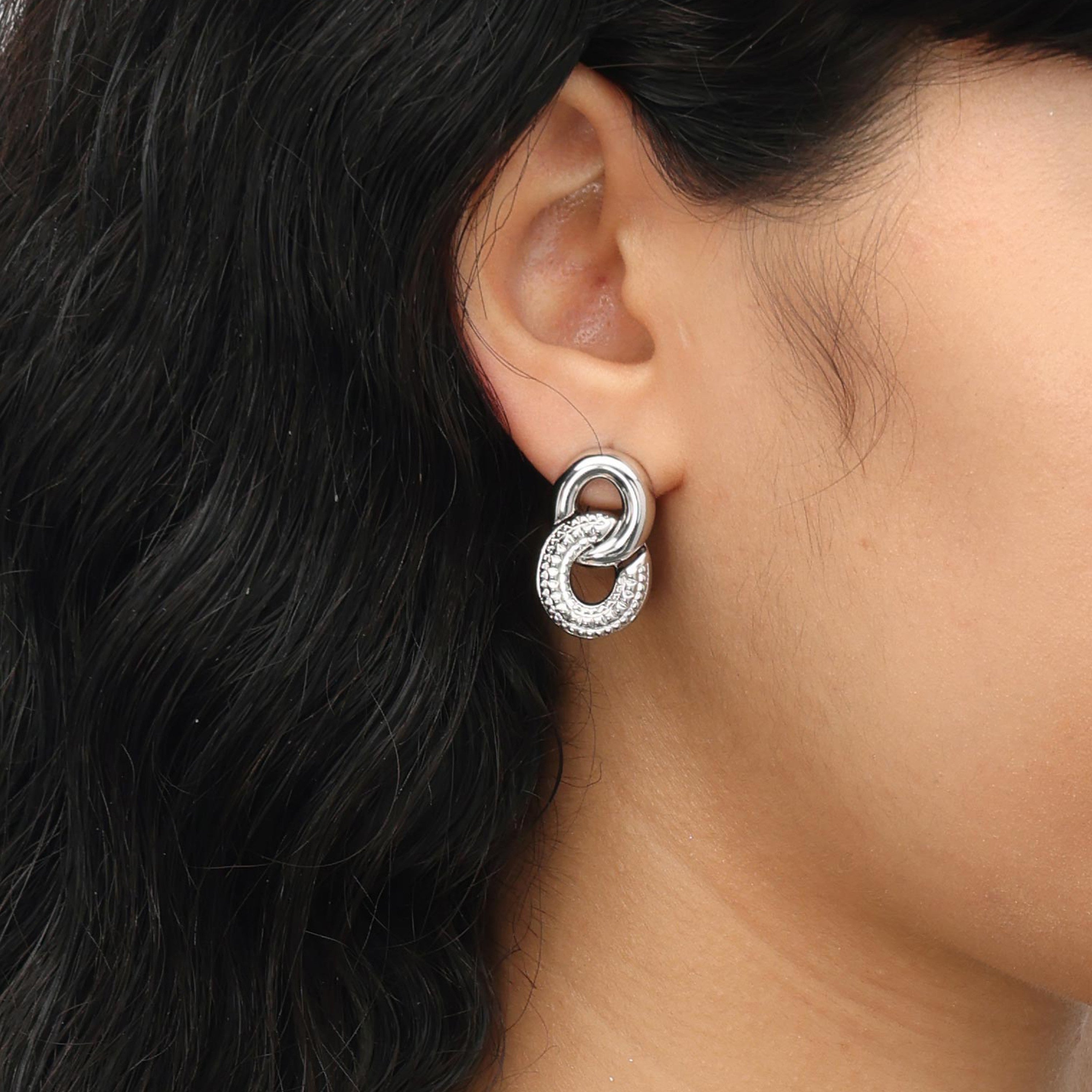 RSNY diamond pattern chain earrings - RSNY R2059A Copper Rhodium Plated/Tremella Needle Size: 15 * 25 * 4mm Diamond pattern design elements/sterling silver high-quality ear needles/staggered ring geometric shape/lightweight brand craftsmanship