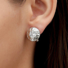 RSNY round diamond stud earrings - RSNY R2117A 铜镀铑/银耳针 约16*16*4mm 钻石型设计元素/半球体几何造型/纯手工镶嵌技艺/精致感细节处理