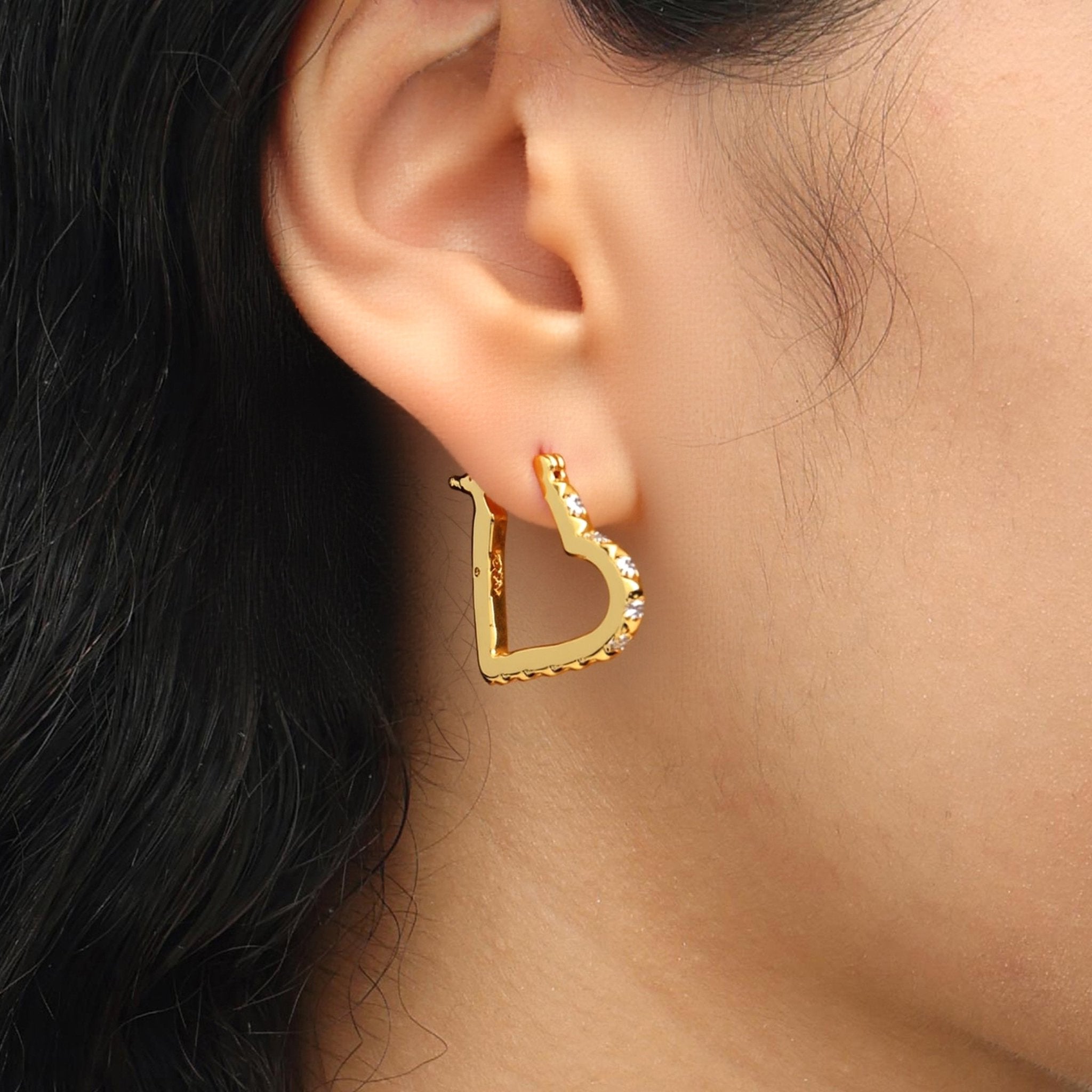 RSNY Diamond Pattern Heart Earrings - R2193B