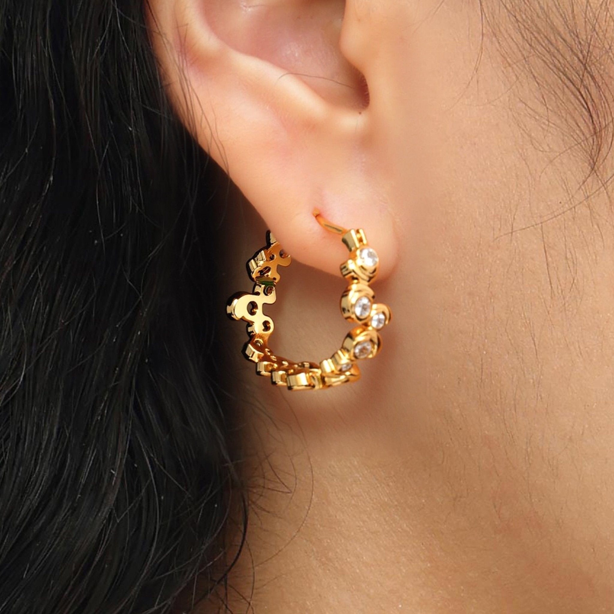 RSNY Geometric Crystal Diamond Earrings - R2240B
