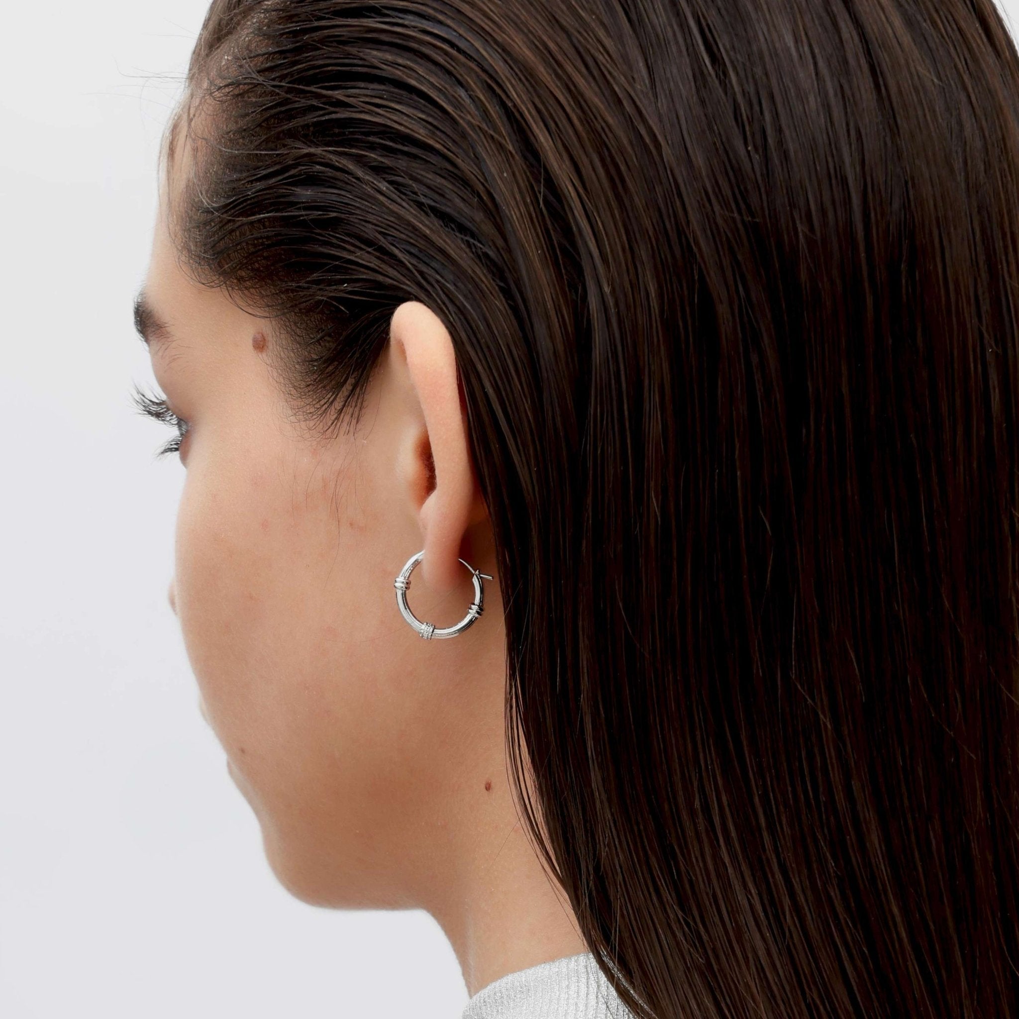 RSNY Simple Roman Earrings - R2154A